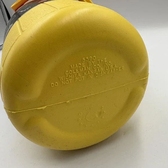 Coleman X Slim Jim Water Bottle 42 Oz Yellow Insulated Jug USA Vintage Skater - Picture 8 of 12